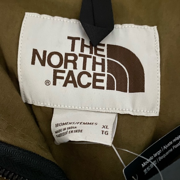 The North Face Women's M66 Utility Field Jacket - Picture 3 of 3